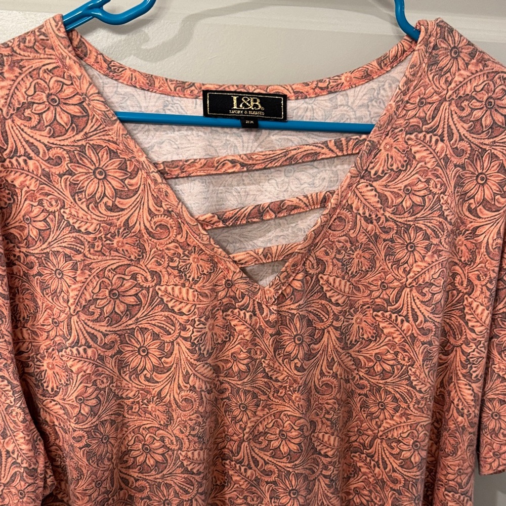 L&B Women's Coral Floral Blouse